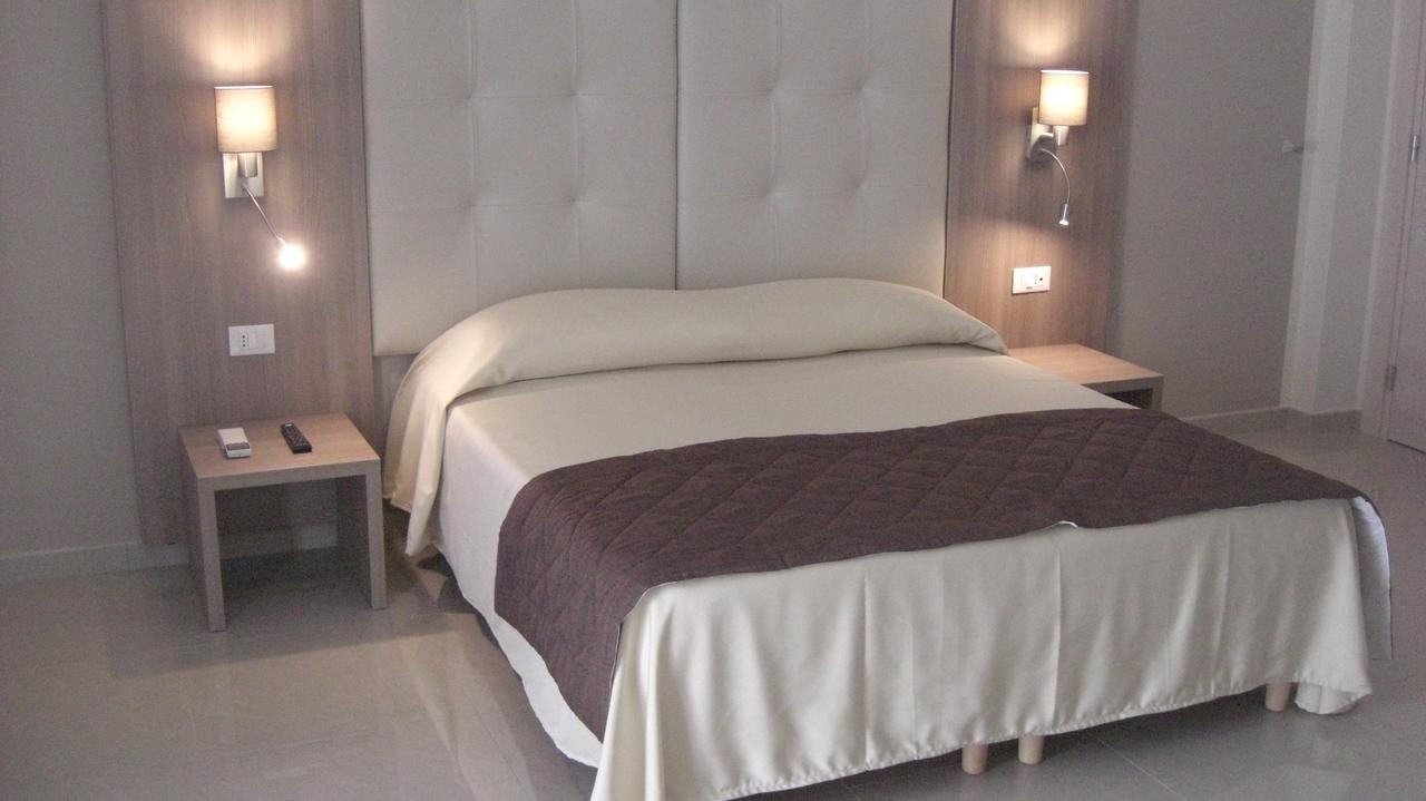 Hotel Bel Soggiorno Genoa Bagian luar foto
