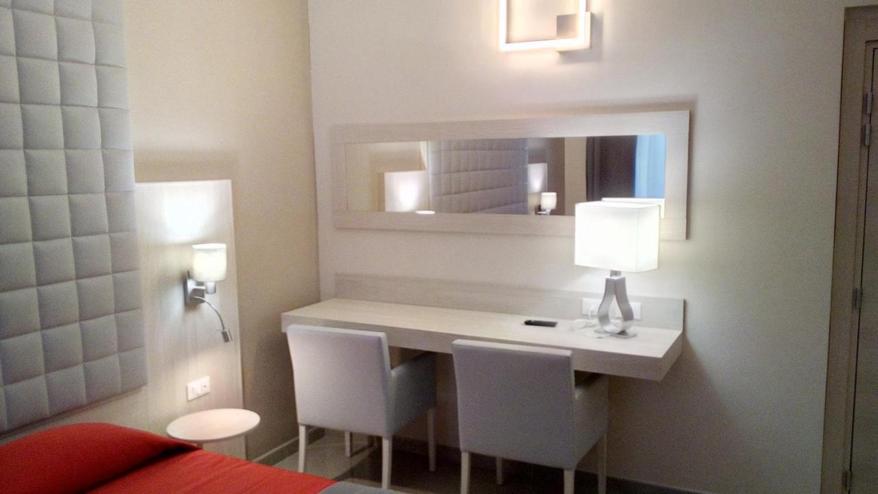 Hotel Bel Soggiorno Genoa Bagian luar foto